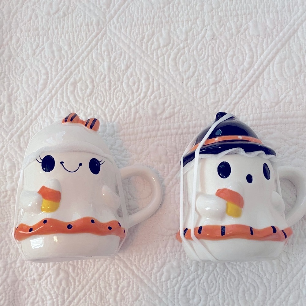Halloween 2 cup mug ghost set with lids